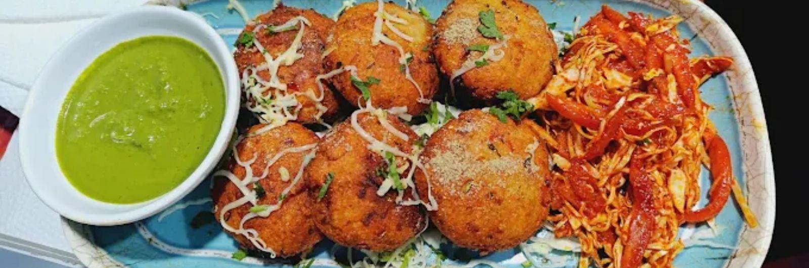 Swaadus Restaurant - PDPU Road