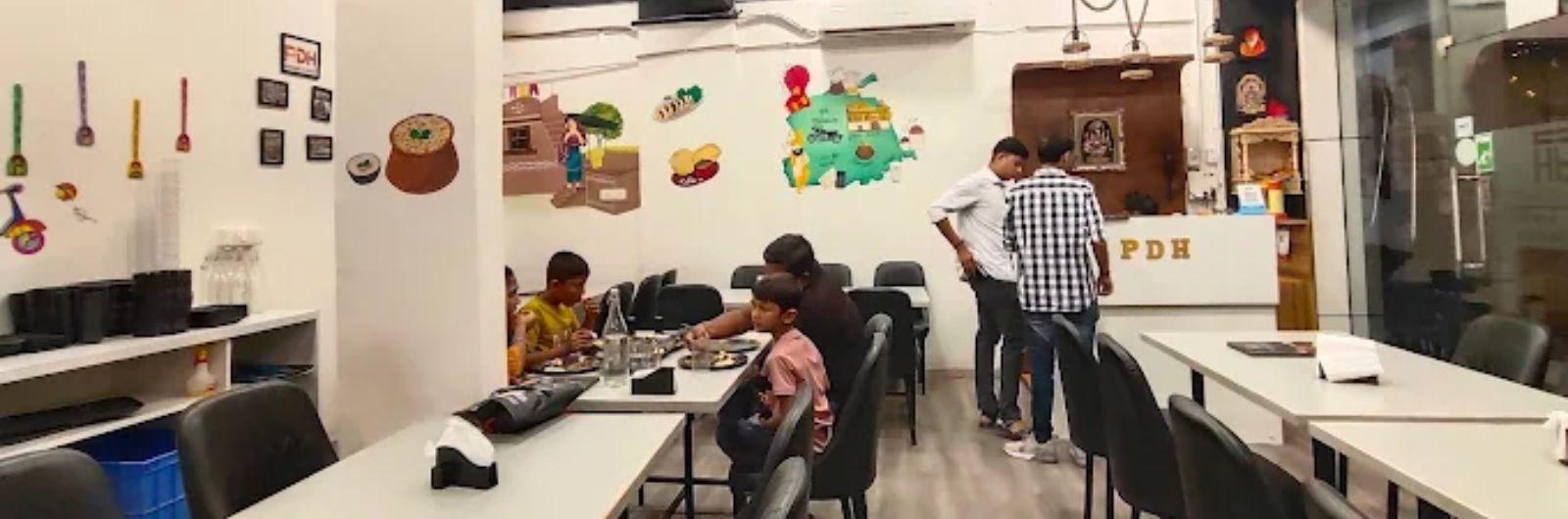 Punjabi Di Hatti - Pal